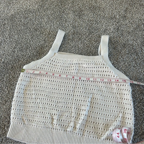 [Universal Thread] Cream Crochet Tank Top - Picture 4 of 7
